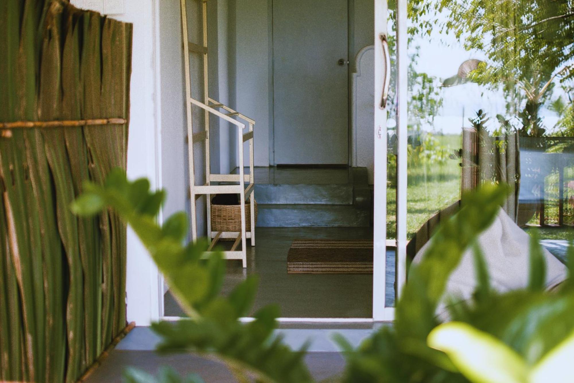 Calma - Surf, Yoga & Coffee On A Private Beach Dikwella Exterior foto