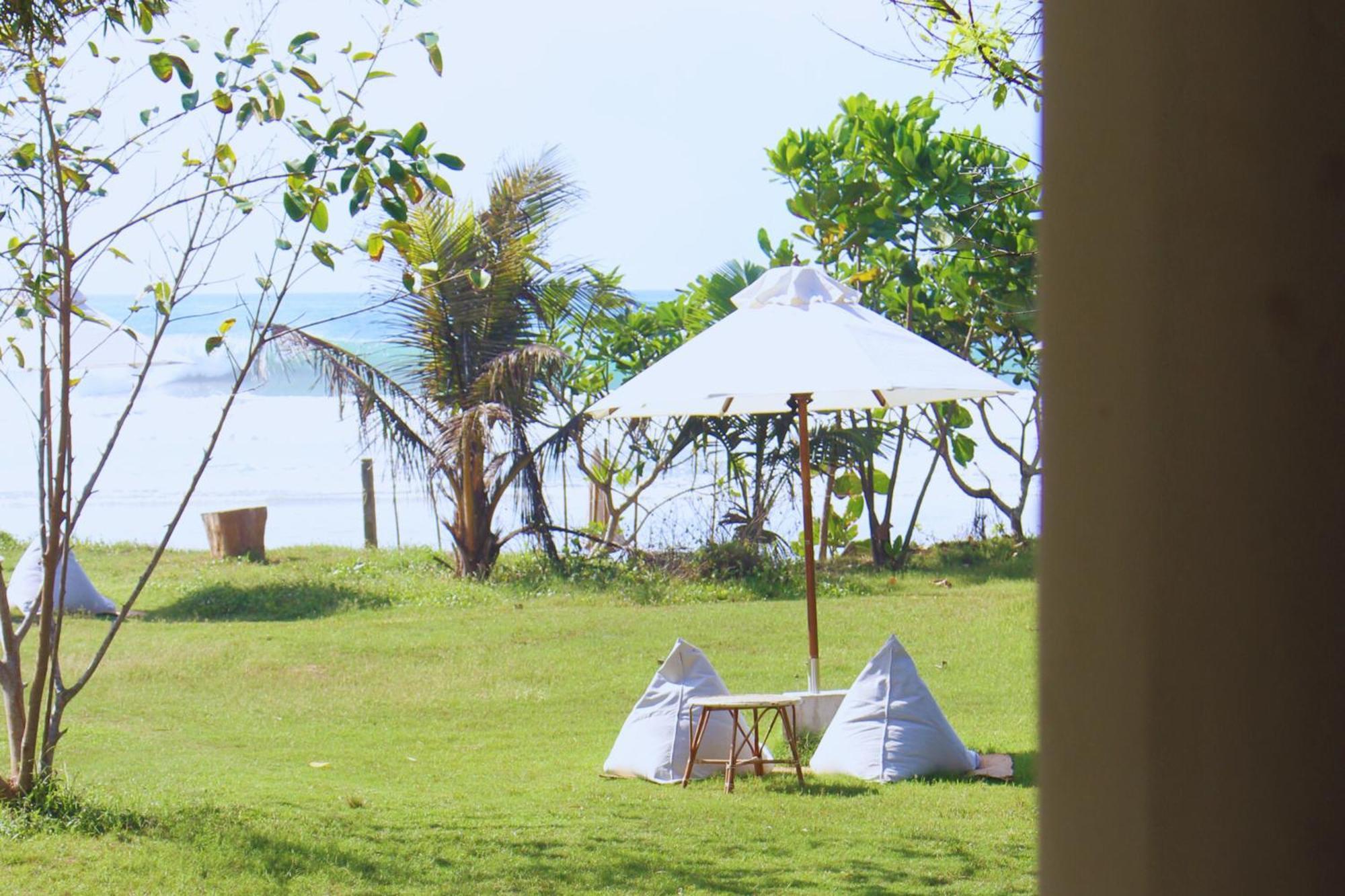 Calma - Surf, Yoga & Coffee On A Private Beach Dikwella Exterior foto