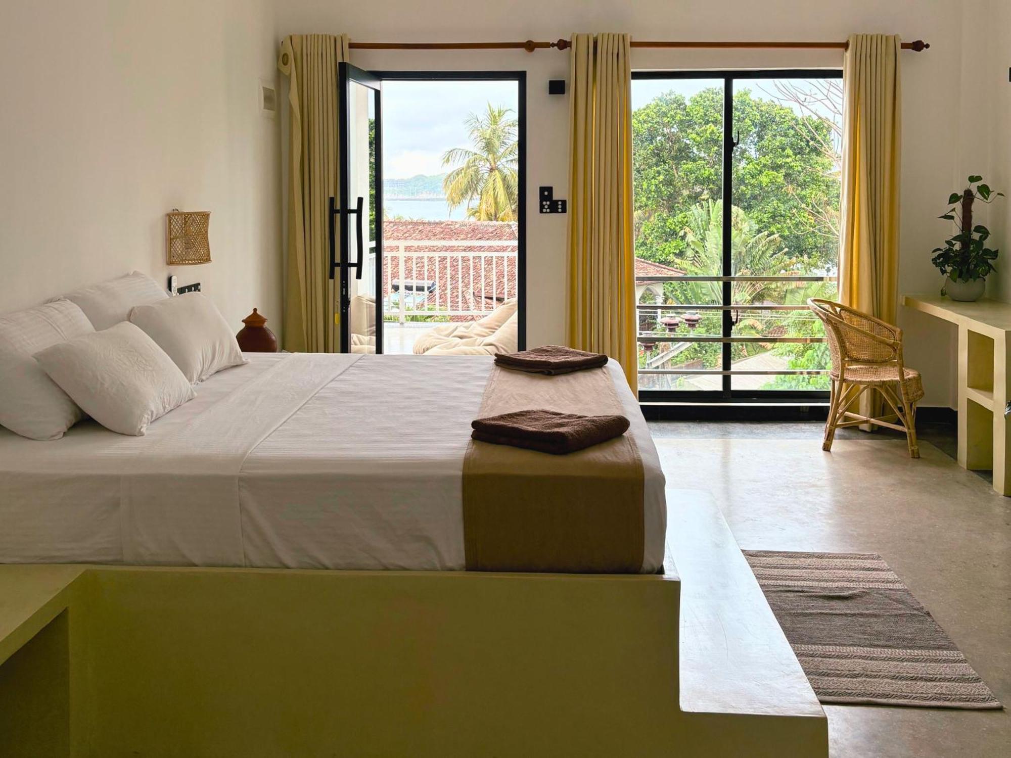 Calma - Surf, Yoga & Coffee On A Private Beach Dikwella Exterior foto