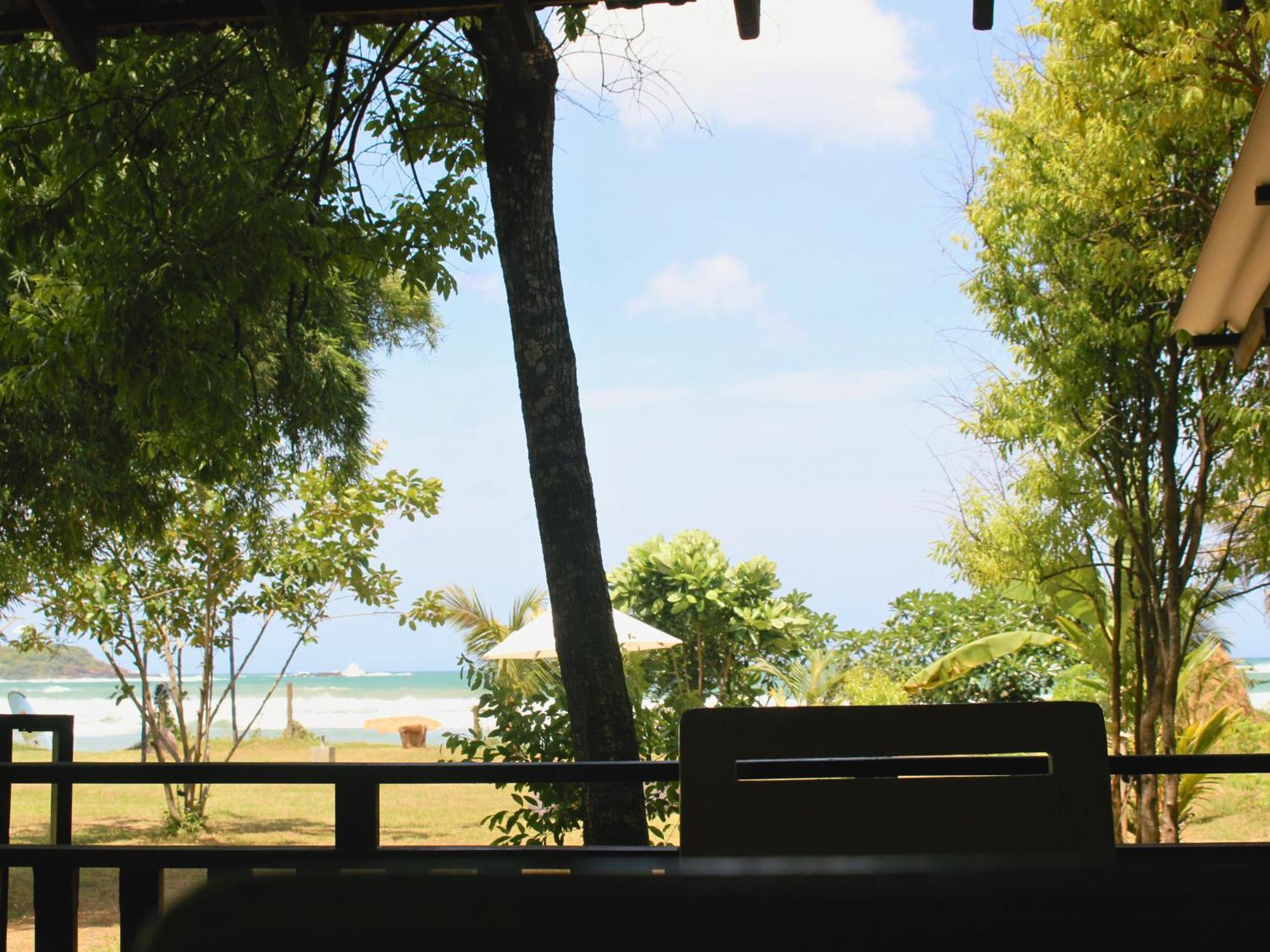 Calma - Surf, Yoga & Coffee On A Private Beach Dikwella Exterior foto